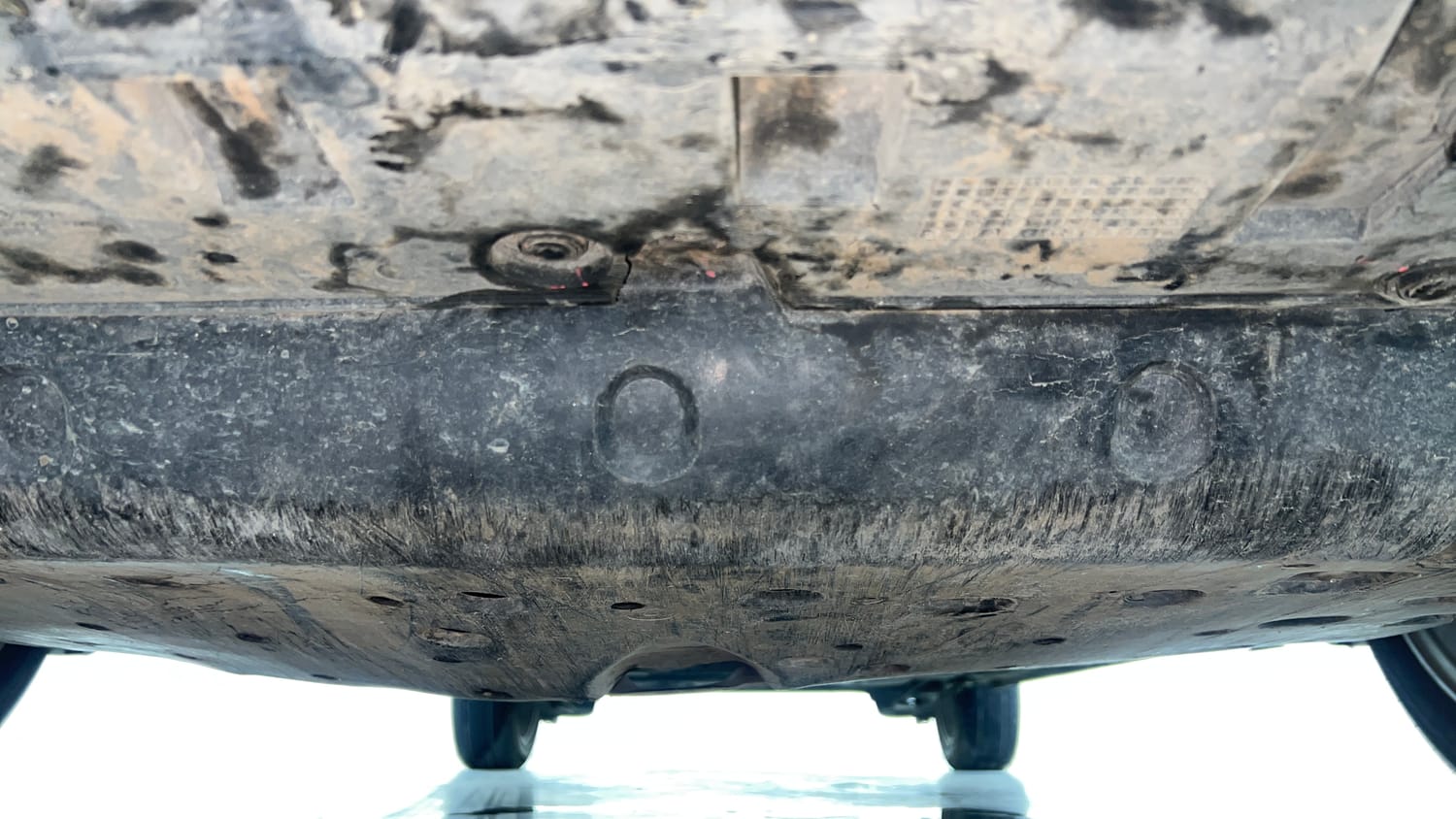 Used 2022 Honda City ZX CVT Petrol Petrol Automatic extra FRONT LEFT UNDERBODY VIEW