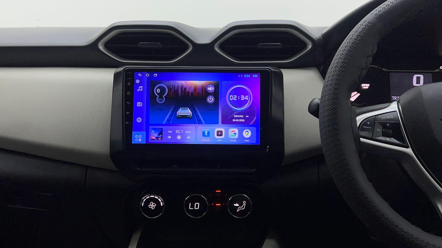 Used 2021 Nissan Magnite XL Turbo Petrol Manual interior MUSIC SYSTEM & AC CONTROL VIEW