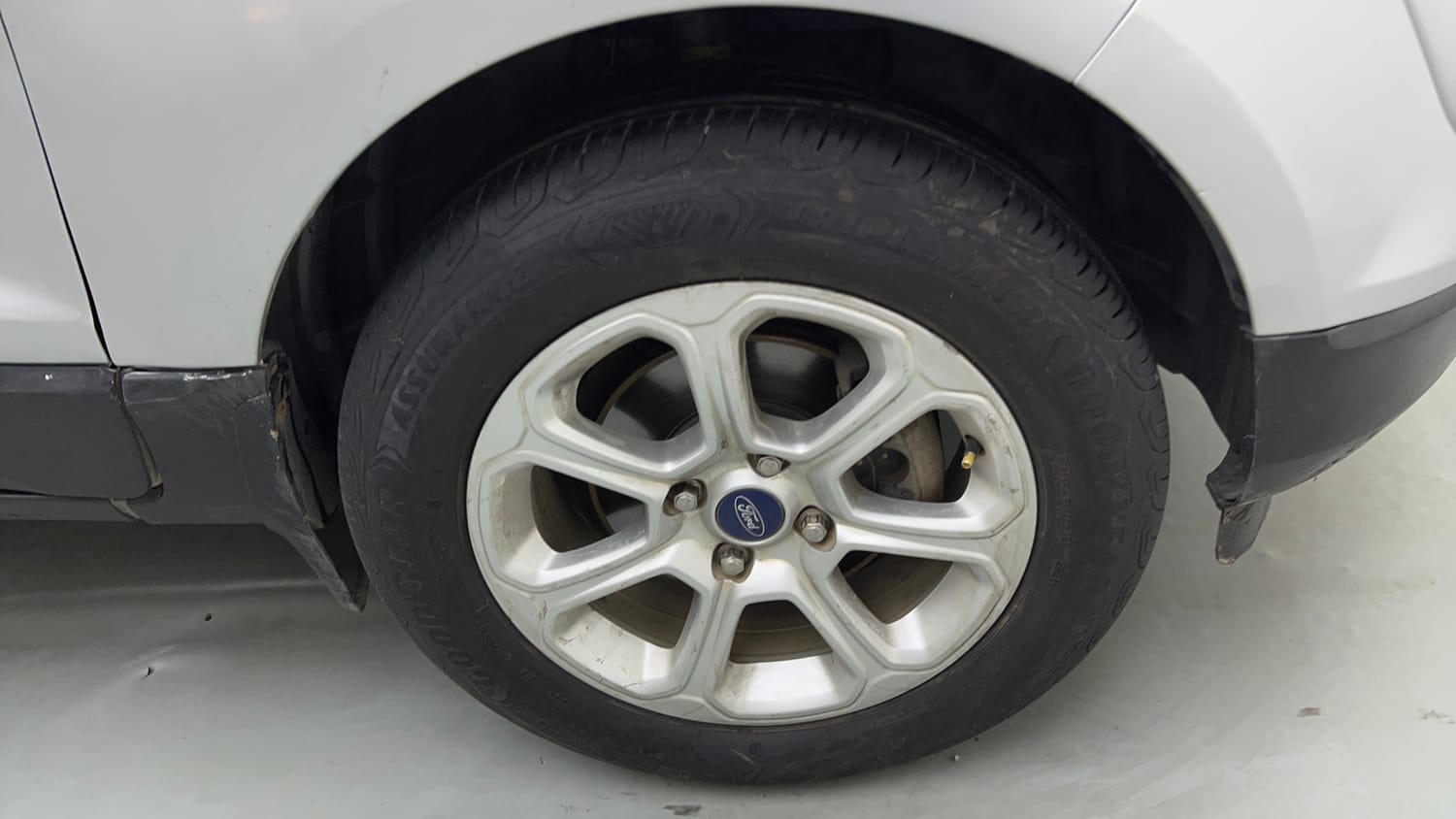 2019 Ford EcoSport Titanium + 1.5L Ti-VCT AT-32