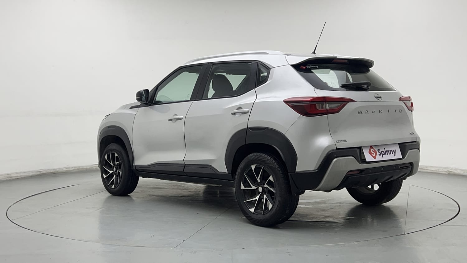 Used 2021 Nissan Magnite XL Turbo Petrol Manual exterior LEFT REAR CORNER VIEW