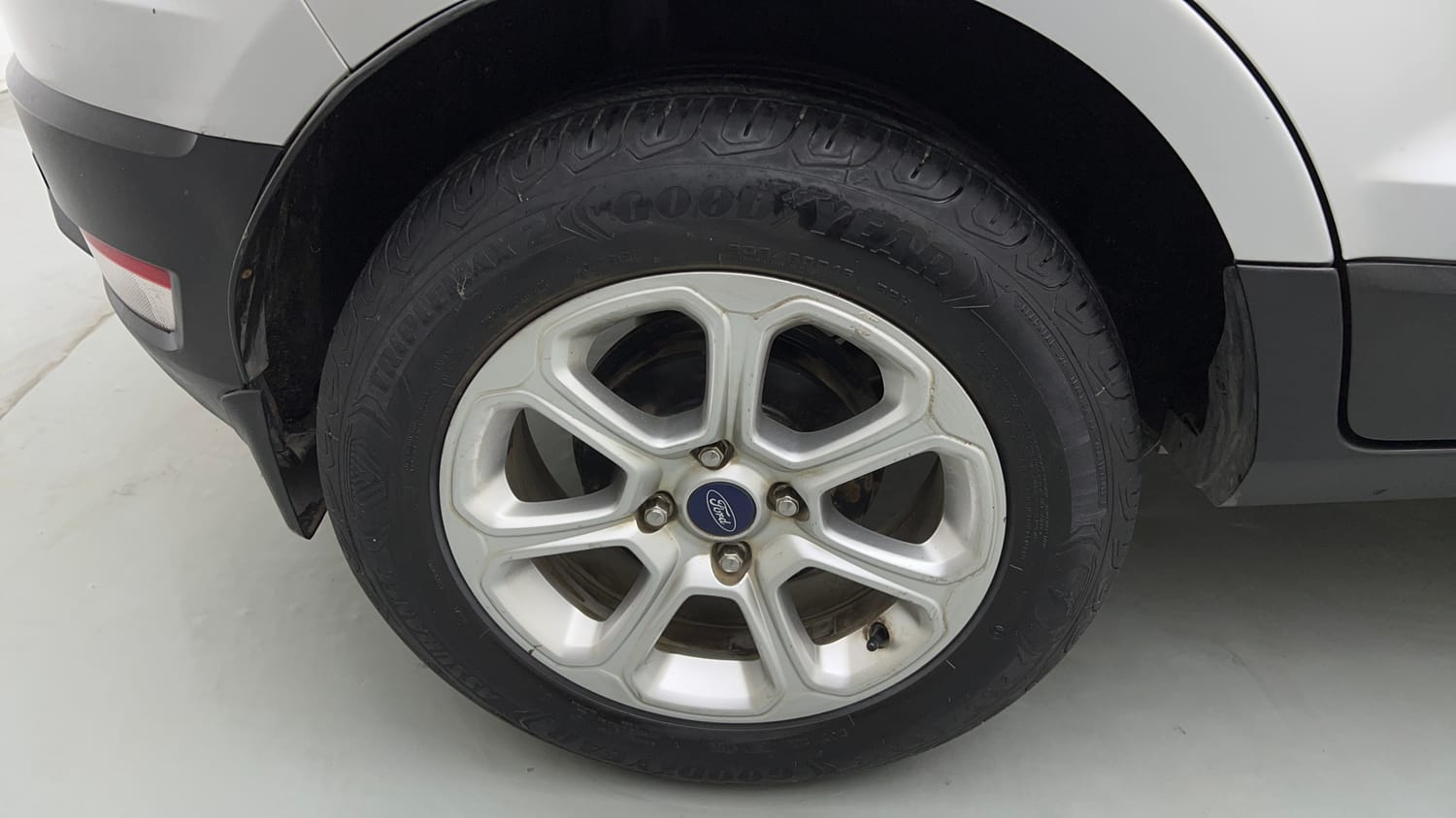 2019 Ford EcoSport Titanium + 1.5L Ti-VCT AT-33