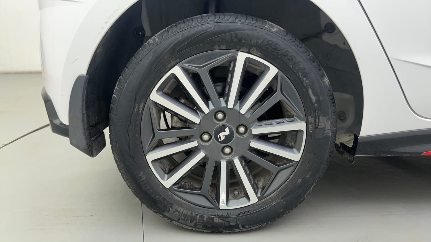 Used 2023 Hyundai i20 N Line N8 1.0 Turbo DCT Petrol Automatic tyres RIGHT REAR TYRE RIM VIEW