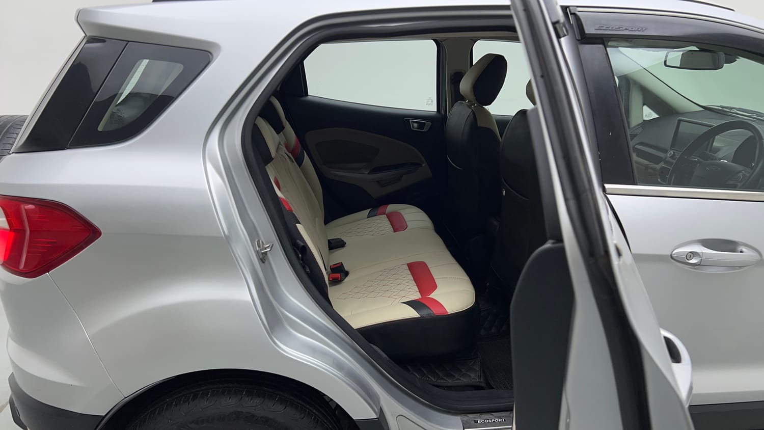 2019 Ford EcoSport Titanium + 1.5L Ti-VCT AT-18