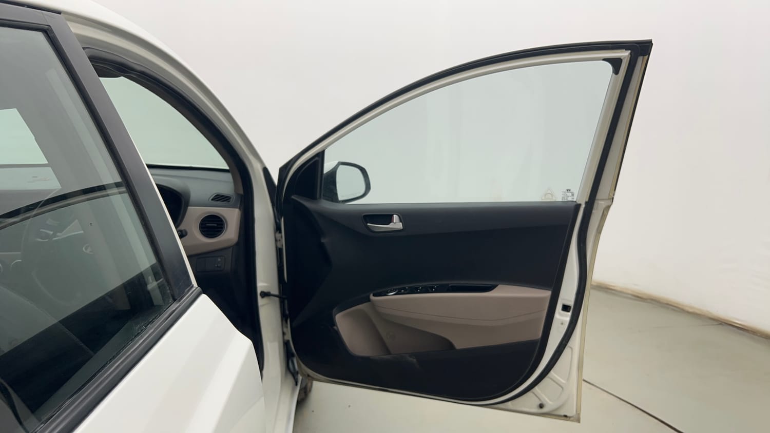 Used 2014 Hyundai Xcent S 1.2 Petrol Manual interior RIGHT FRONT DOOR OPEN VIEW