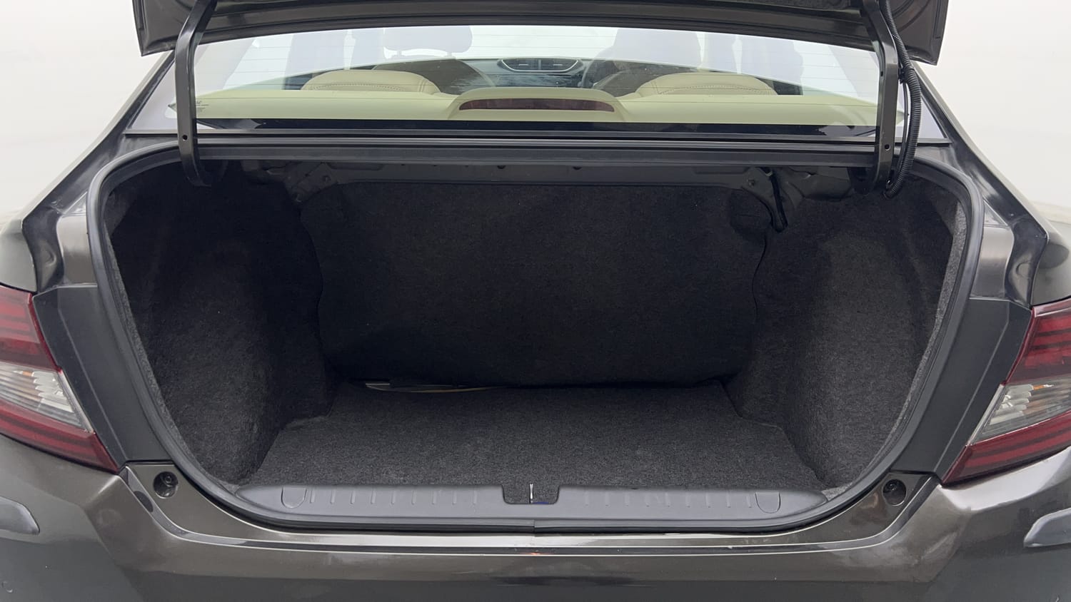 2022 Honda Amaze VX MT 1.2 Petrol-25
