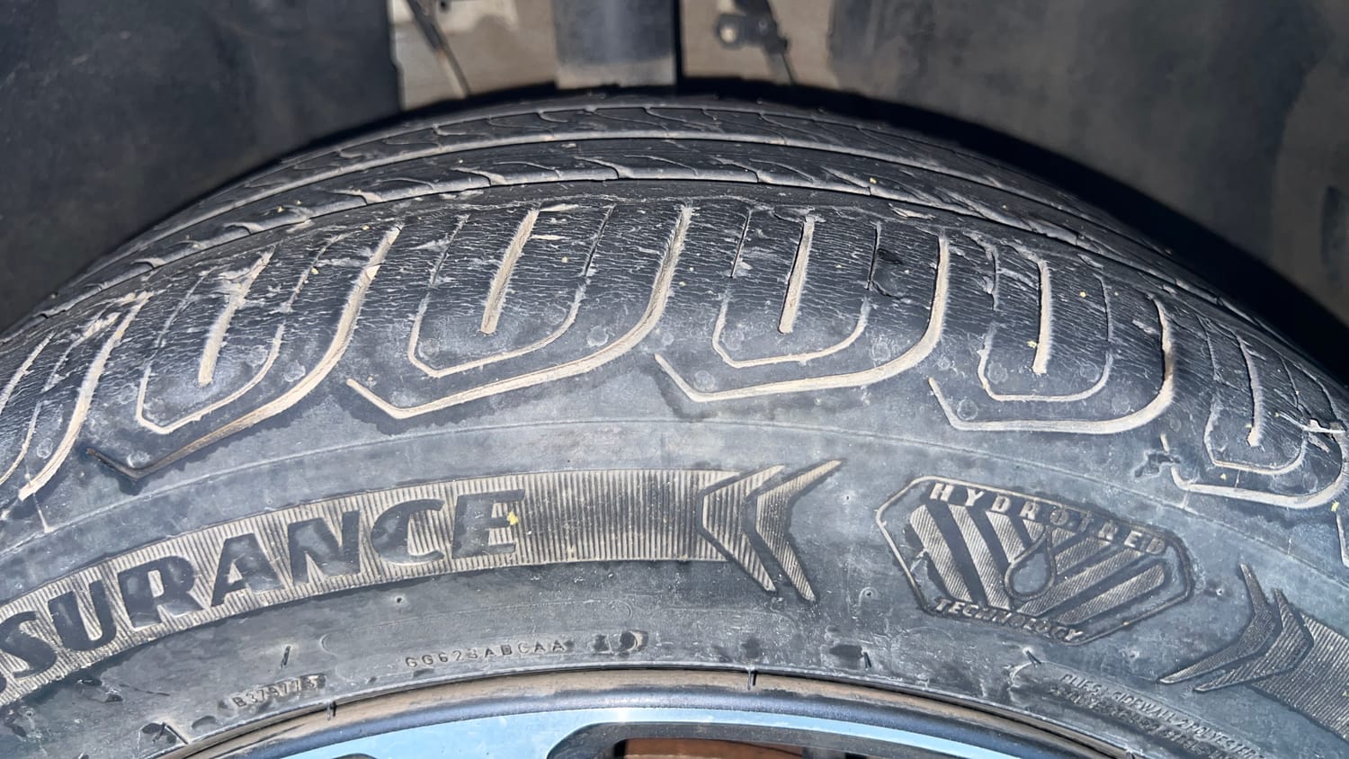 Used 2022 Tata Altroz XZ Plus Diesel Diesel Manual tyres RIGHT FRONT TYRE TREAD VIEW