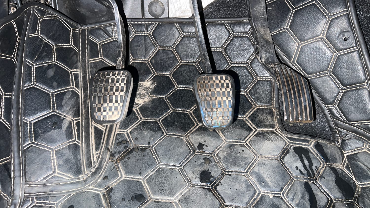 Used 2022 Tata Altroz XZ Plus Diesel Diesel Manual interior PEDALS VIEW
