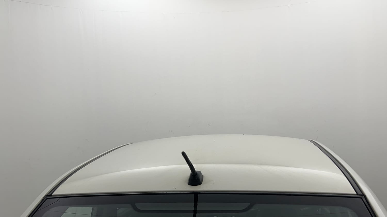 Used 2014 Hyundai Xcent S 1.2 Petrol Manual exterior EXTERIOR ROOF VIEW