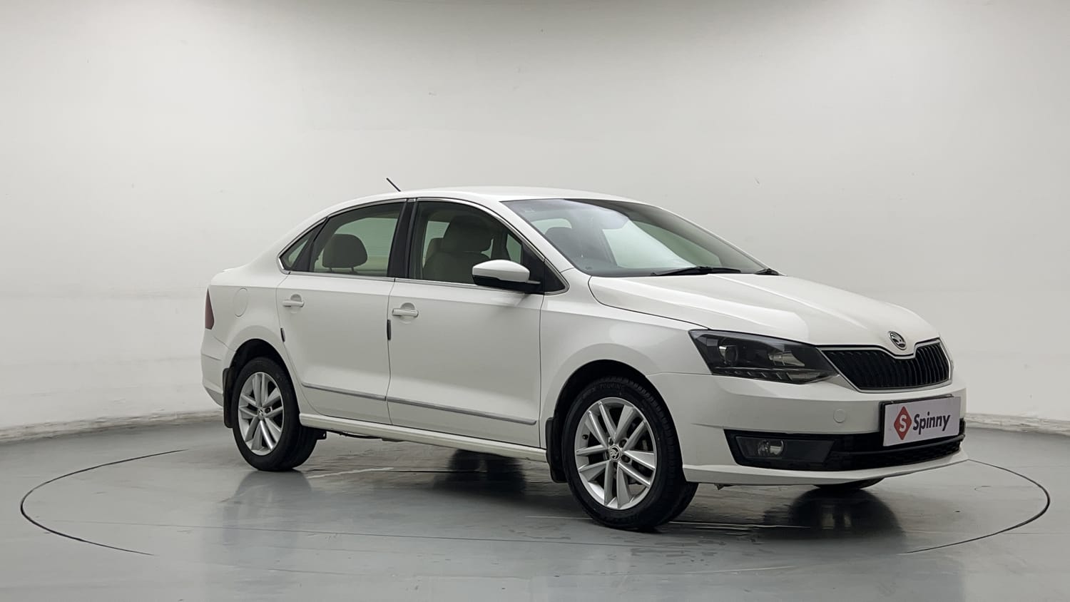 Used 2021 Skoda Rapid Style Petrol Manual exterior RIGHT FRONT CORNER VIEW