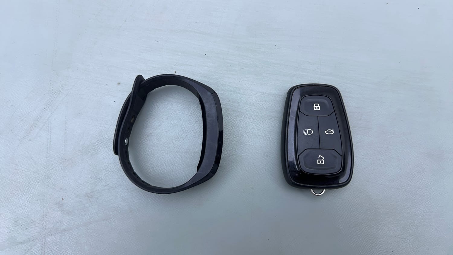 Used 2022 Tata Altroz XZ Plus Diesel Diesel Manual extra CAR KEY VIEW