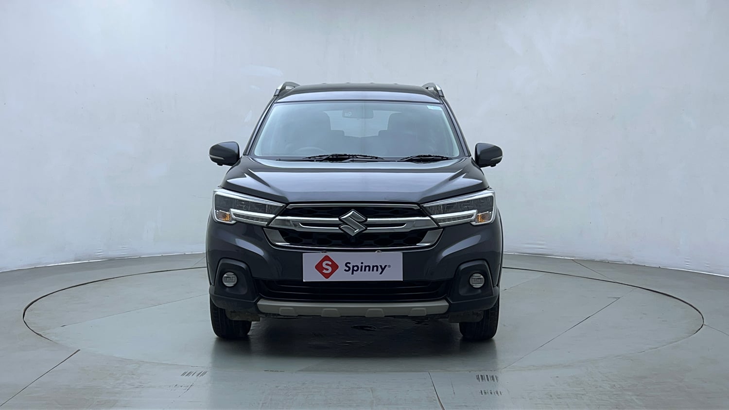 Used 2024 Maruti Suzuki XL6 Alpha MT Petrol Petrol Manual exterior FRONT VIEW