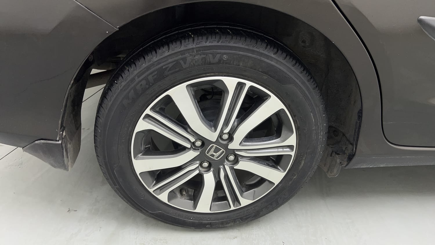 2022 Honda Amaze VX MT 1.2 Petrol-33