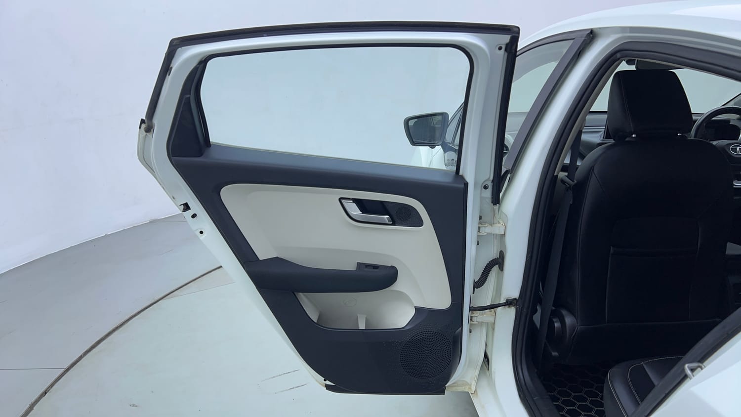 Used 2022 Tata Altroz XZ Plus Diesel Diesel Manual interior LEFT REAR DOOR OPEN VIEW