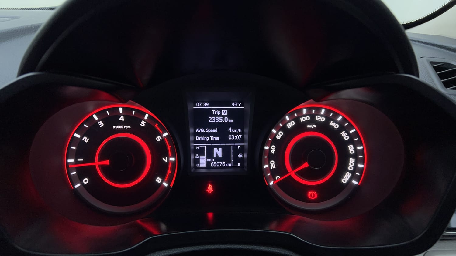 2022 Mahindra XUV 300 W8 1.2 Petrol-15