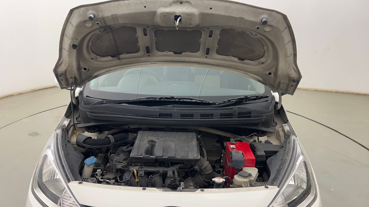 Used 2014 Hyundai Xcent S 1.2 Petrol Manual engine ENGINE & BONNET OPEN FRONT VIEW