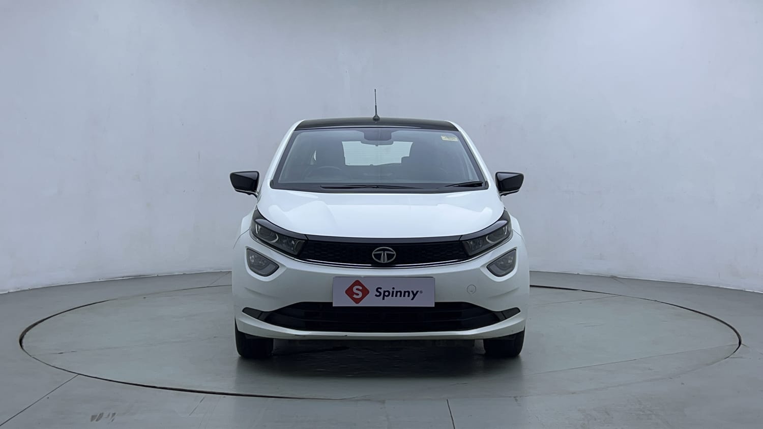 Used 2022 Tata Altroz XZ Plus Diesel Diesel Manual exterior FRONT VIEW
