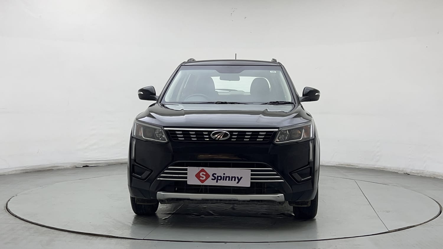 2022 Mahindra XUV 300 W8 1.2 Petrol-7