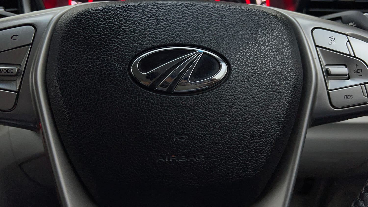 2022 Mahindra XUV 300 W8 1.2 Petrol-43