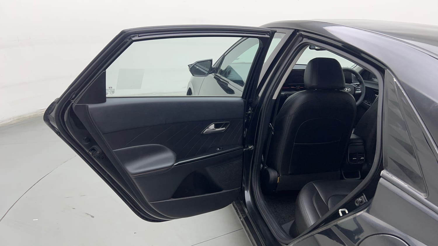 Used 2023 Hyundai Verna SX 1.5 Turbo Petrol DCT Petrol Automatic interior LEFT REAR DOOR OPEN VIEW