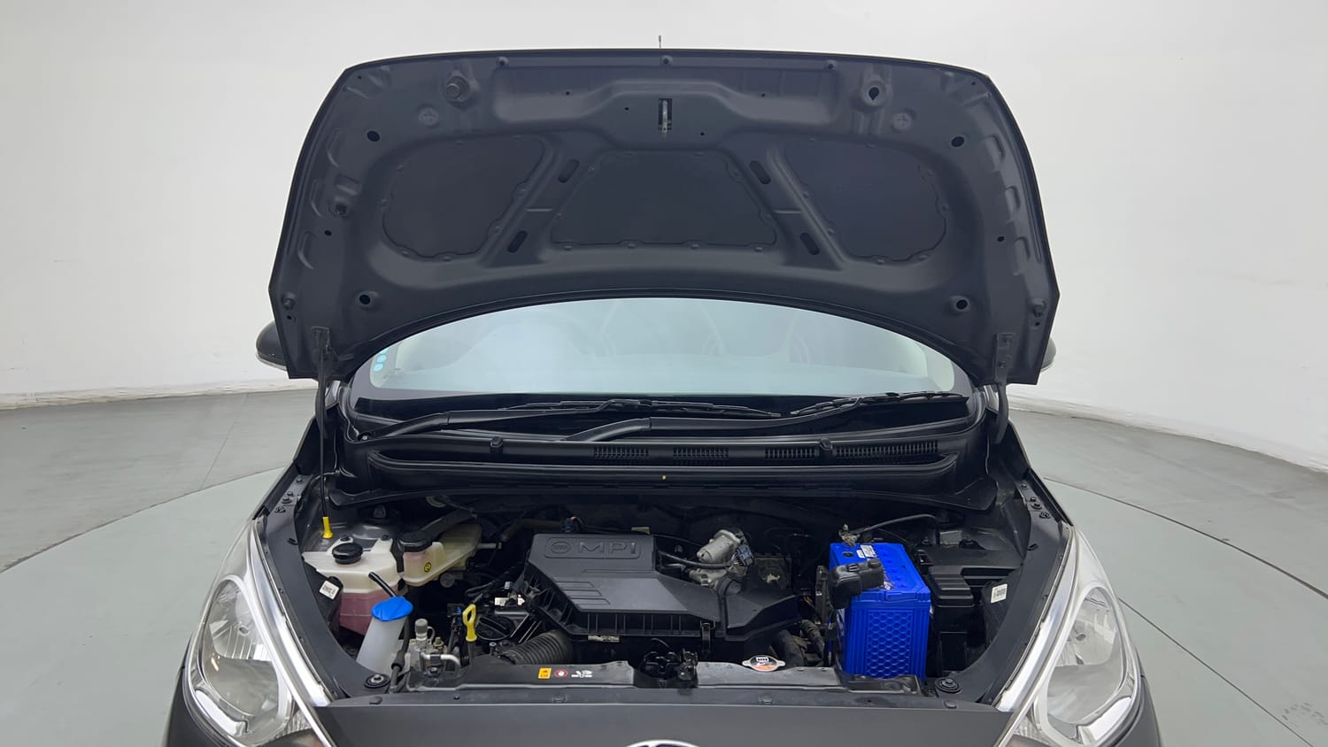 Used 2022 Hyundai Santro Sportz Petrol Manual engine ENGINE & BONNET OPEN FRONT VIEW