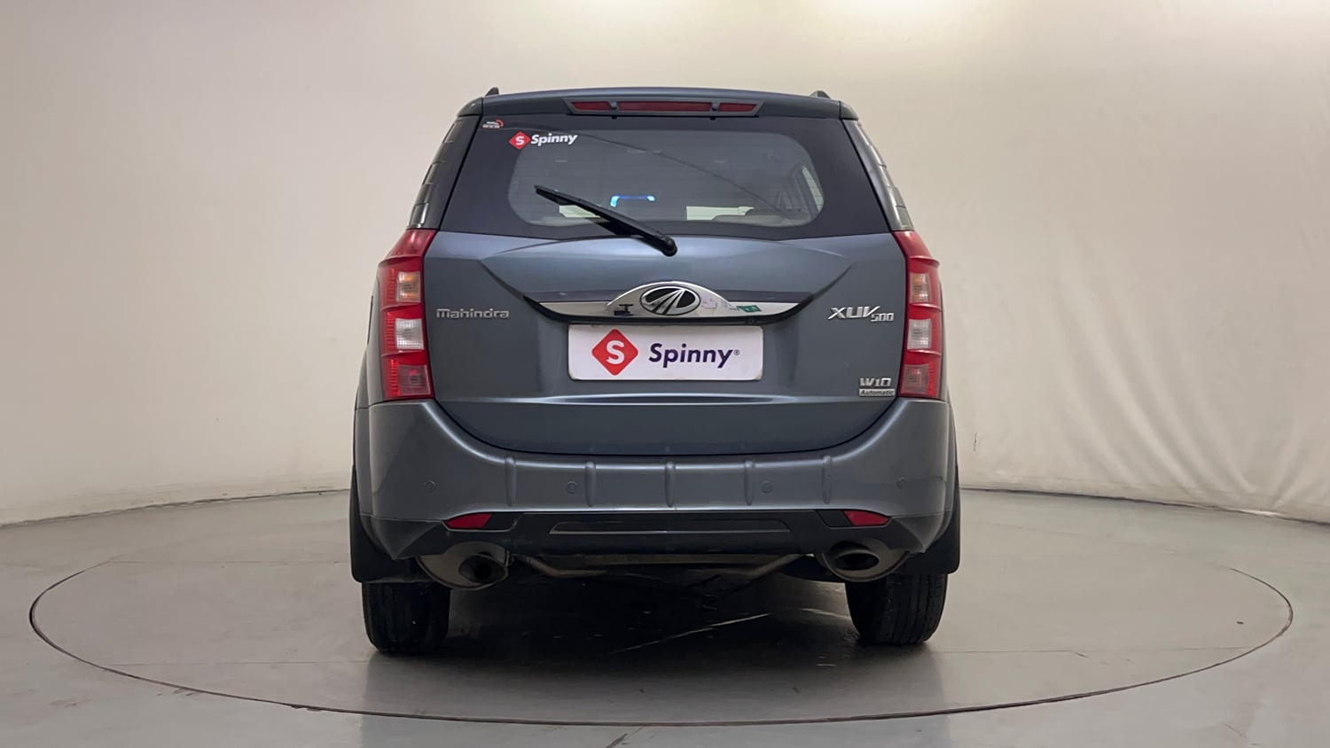 Used 2016 Mahindra XUV500 W10 AT Diesel Automatic exterior BACK VIEW