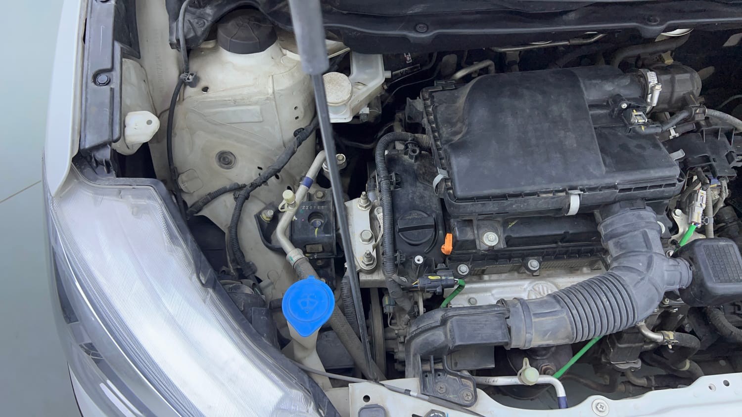 Used 2024 Maruti Suzuki Ertiga ZXi Plus AT Petrol Automatic engine ENGINE RIGHT SIDE VIEW