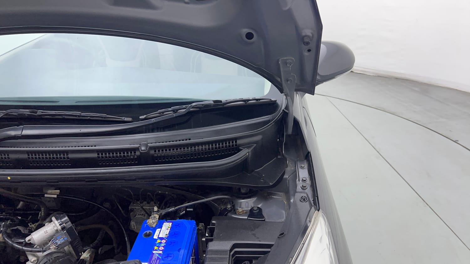 Used 2022 Hyundai Santro Sportz Petrol Manual engine ENGINE LEFT SIDE HINGE & APRON VIEW