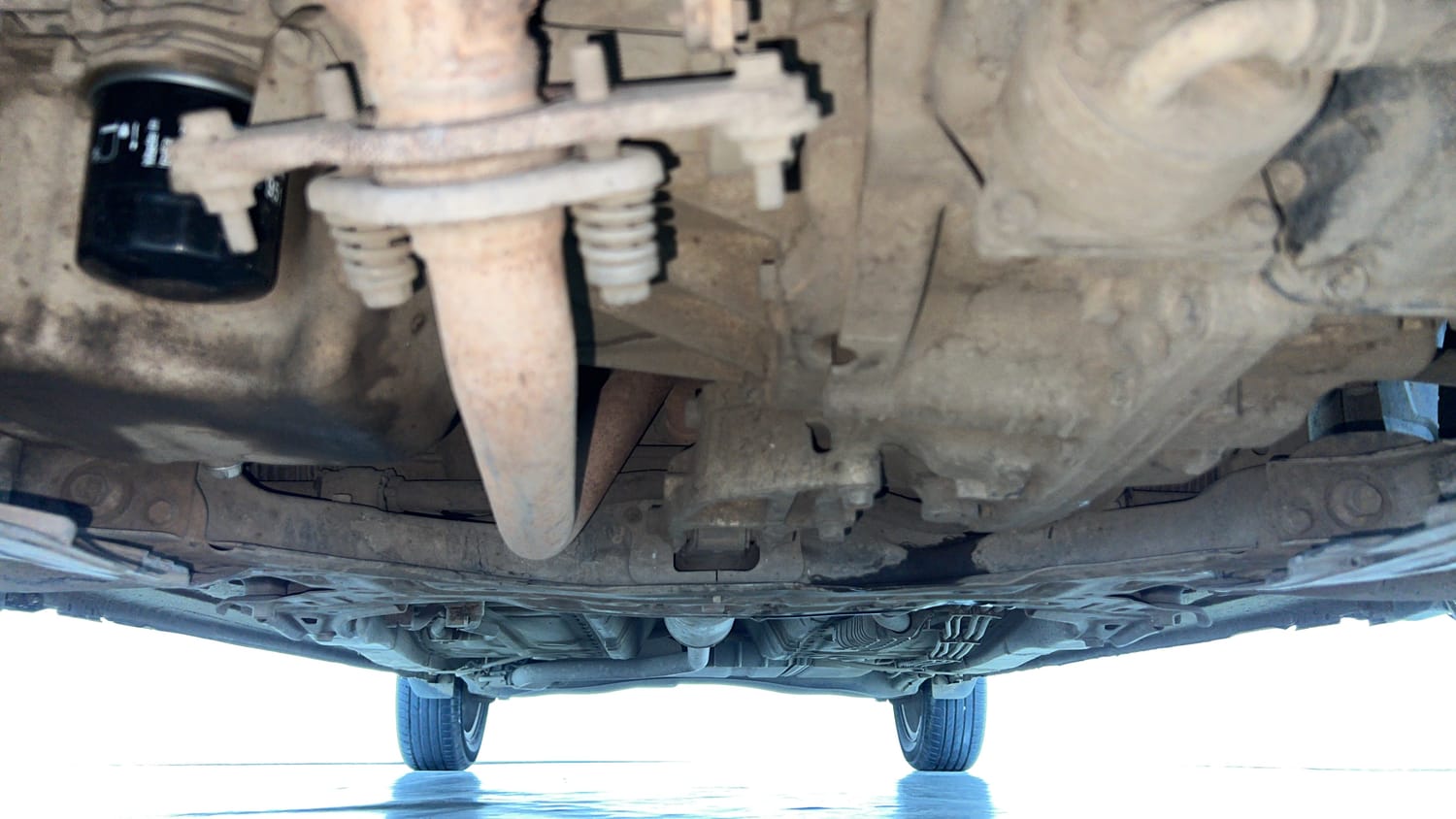 Used 2024 Maruti Suzuki Ertiga ZXi Plus AT Petrol Automatic extra FRONT LEFT UNDERBODY VIEW