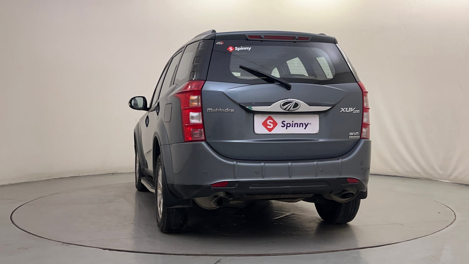 Used 2016 Mahindra XUV500 W10 AT Diesel Automatic exterior LEFT REAR CORNER VIEW
