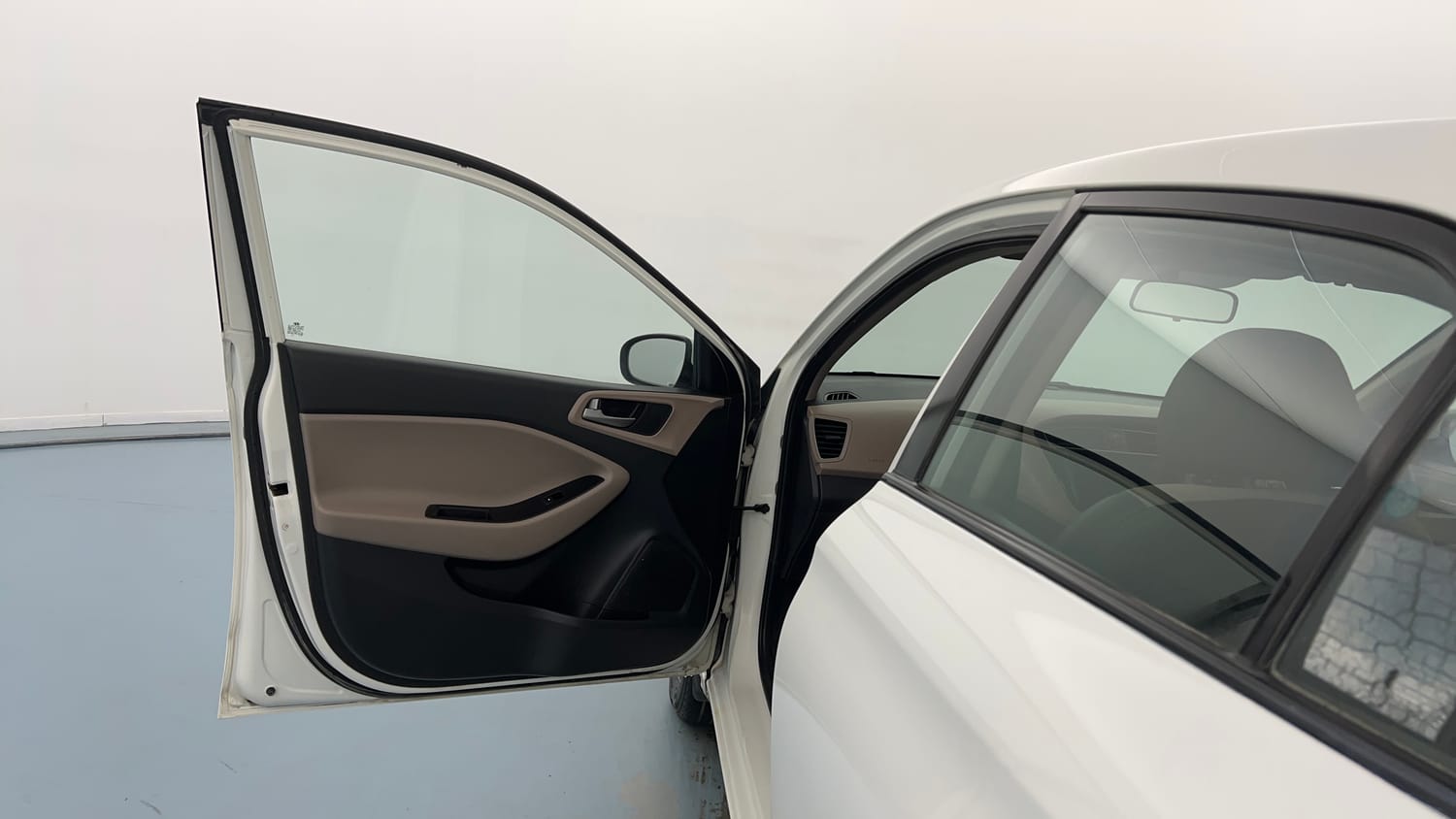 Used 2018 Hyundai Elite i20 Asta 1.2 AT Petrol Automatic interior LEFT FRONT DOOR OPEN VIEW