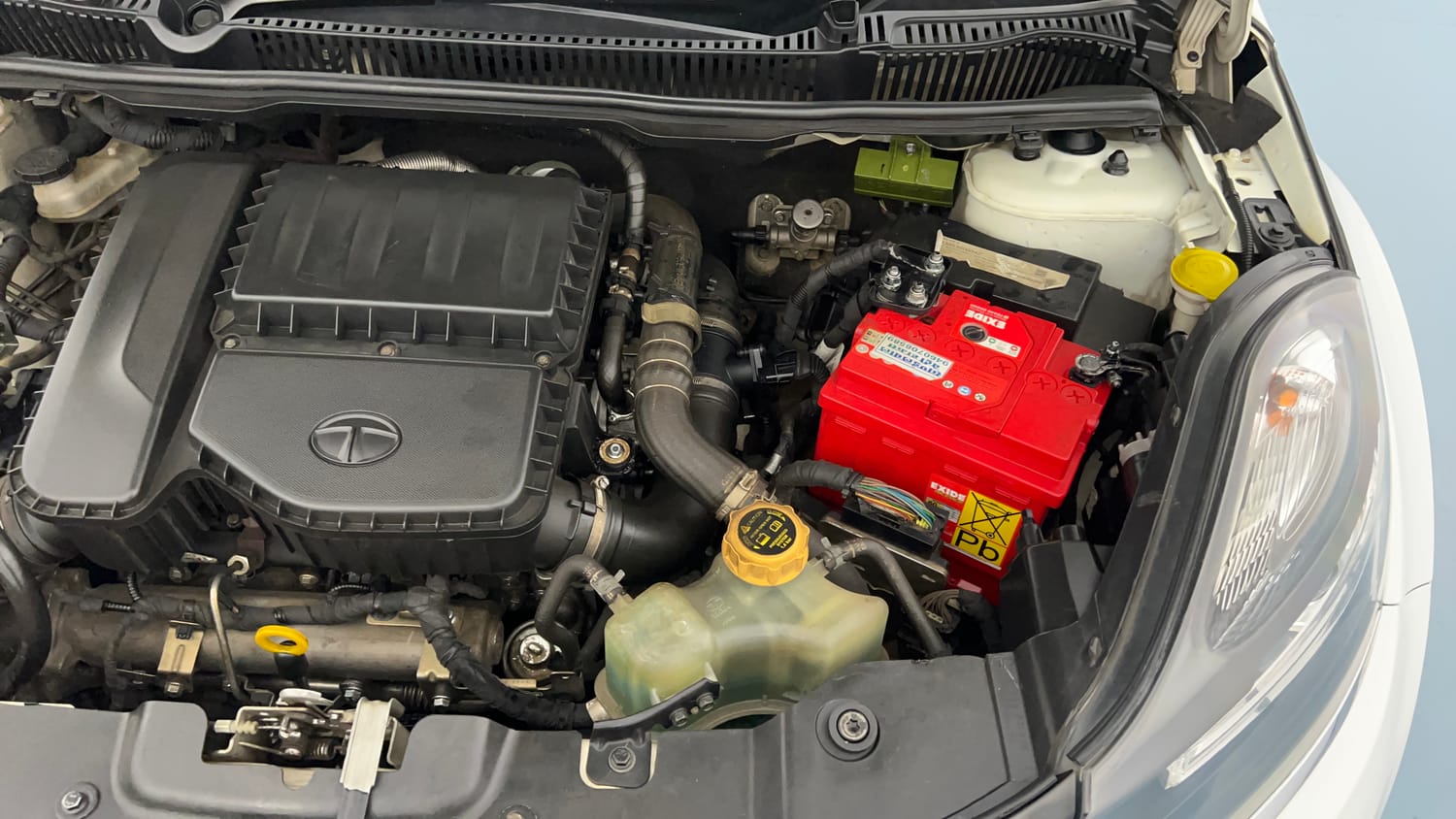 Used 2019 Tata Nexon XZA Plus Diesel Diesel Automatic engine ENGINE LEFT SIDE VIEW