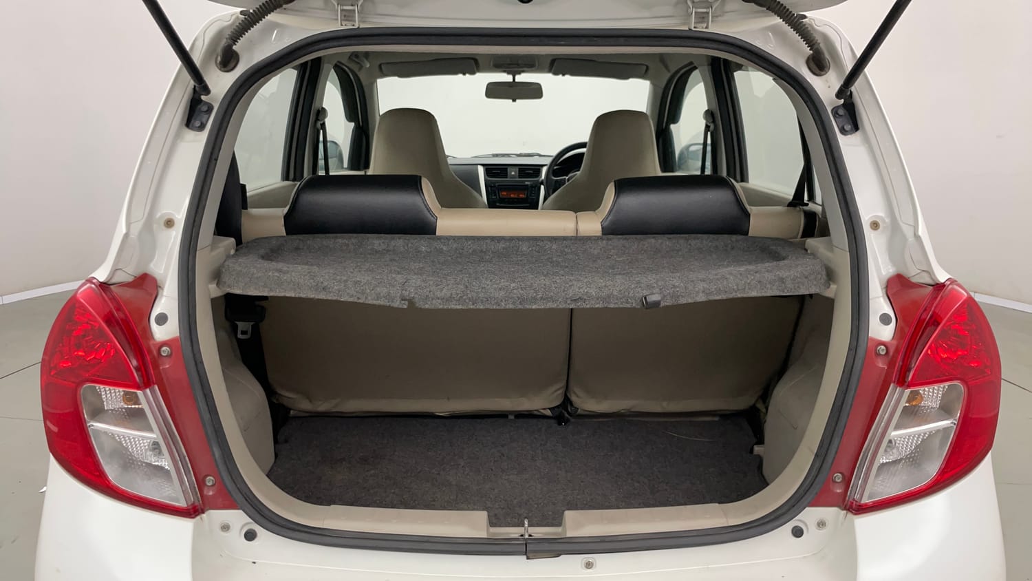 Used 2018 Maruti Suzuki Celerio ZXi AMT Petrol Automatic interior DICKY INSIDE VIEW