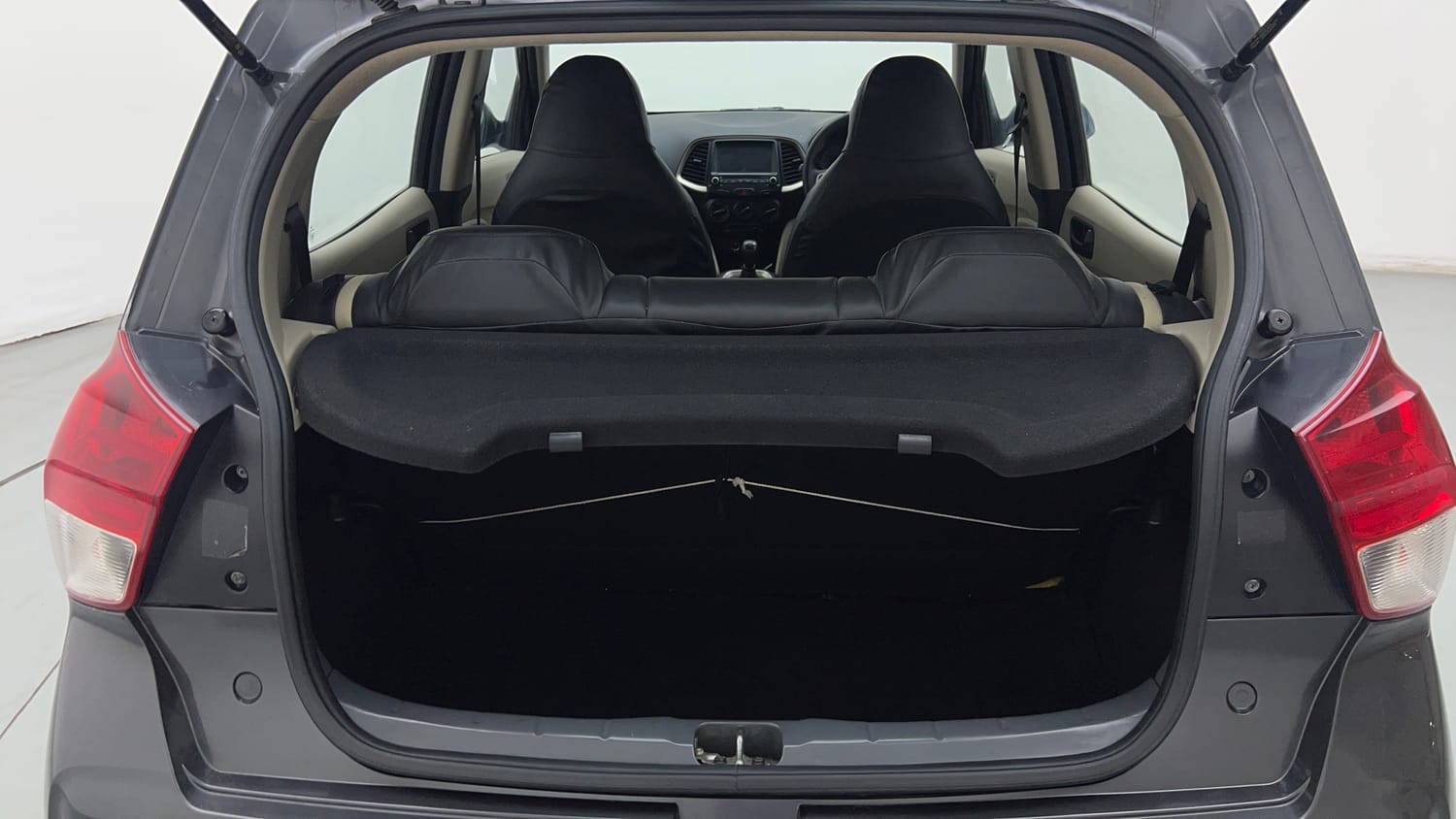 Used 2022 Hyundai Santro Sportz Petrol Manual interior DICKY INSIDE VIEW