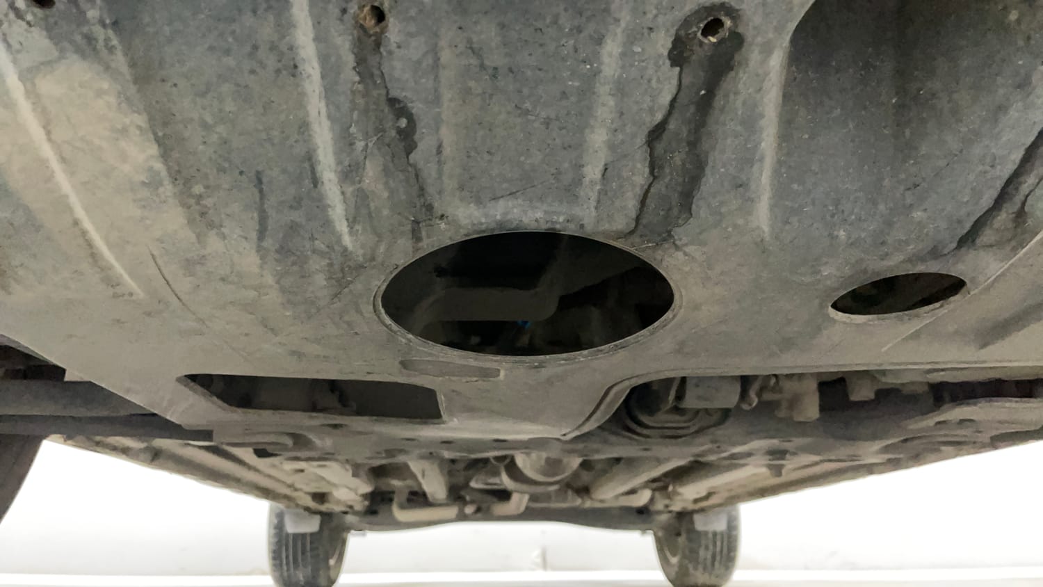 Used 2022 Hyundai Creta SX 1.5 Petrol IVT Petrol Automatic extra FRONT LEFT UNDERBODY VIEW