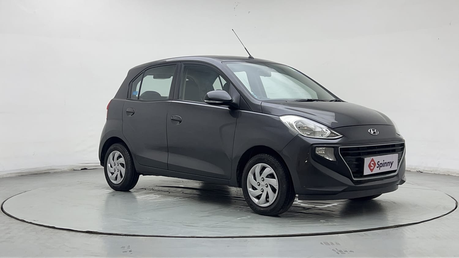 Used 2022 Hyundai Santro Sportz Petrol Manual exterior RIGHT FRONT CORNER VIEW