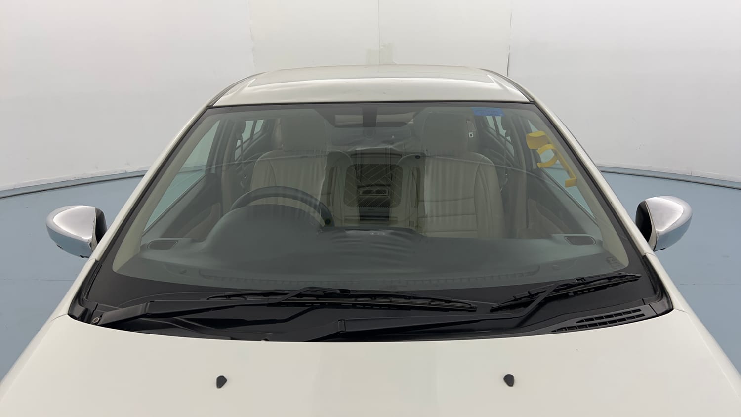Used 2023 Maruti Suzuki Ciaz Alpha 1.5 Petrol Manual exterior FRONT WINDSHIELD VIEW