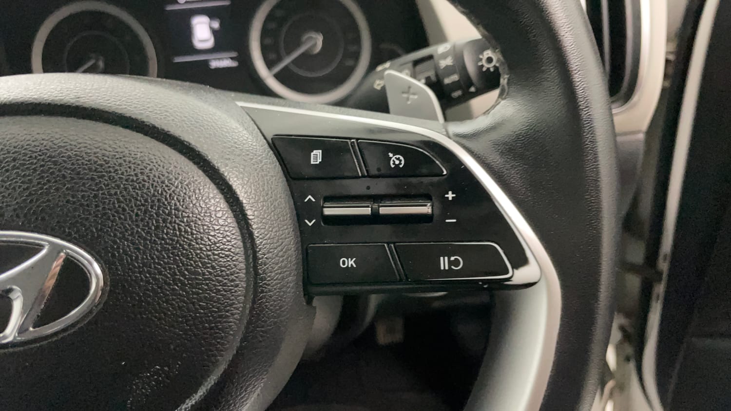 Used 2022 Hyundai Creta SX 1.5 Petrol IVT Petrol Automatic top_features Cruise control