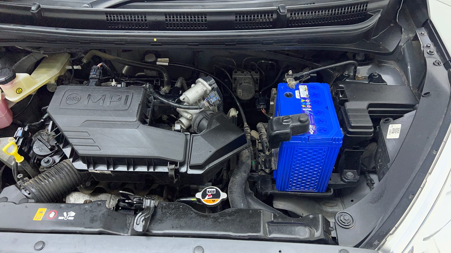 Used 2022 Hyundai Santro Sportz Petrol Manual engine ENGINE LEFT SIDE VIEW