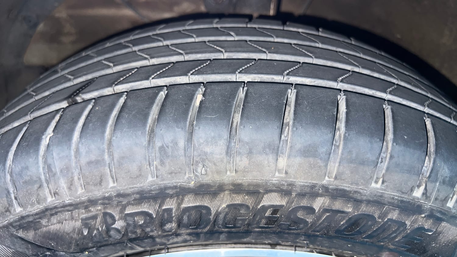 Used 2024 Maruti Suzuki Ertiga ZXi Plus AT Petrol Automatic tyres LEFT FRONT TYRE TREAD VIEW