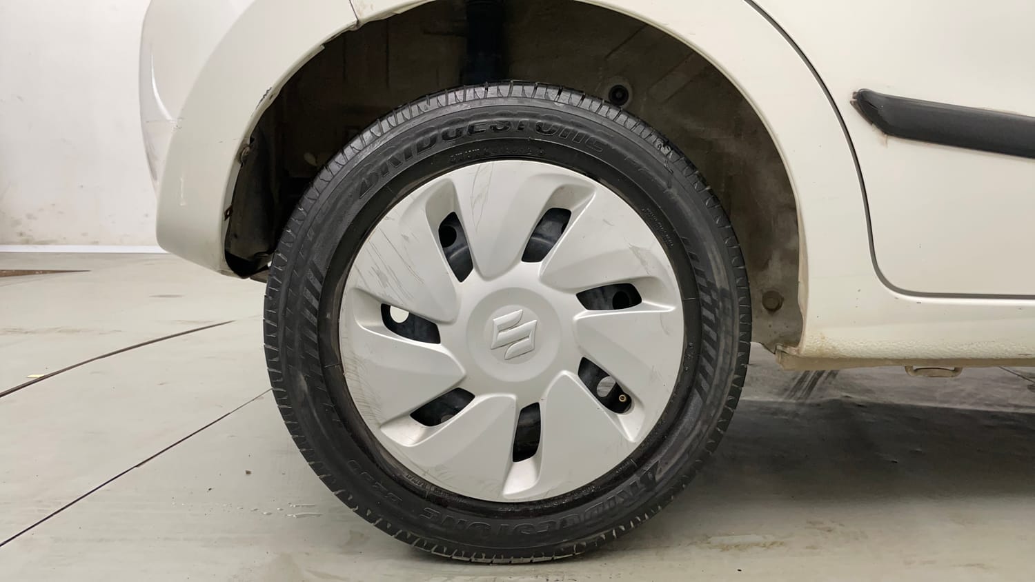Used 2018 Maruti Suzuki Celerio ZXi AMT Petrol Automatic tyres RIGHT REAR TYRE RIM VIEW