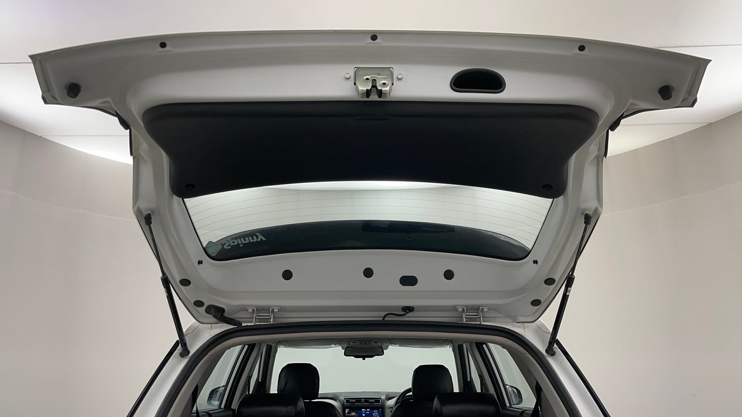 Used 2022 Hyundai Creta SX 1.5 Petrol IVT Petrol Automatic interior DICKY DOOR OPEN VIEW