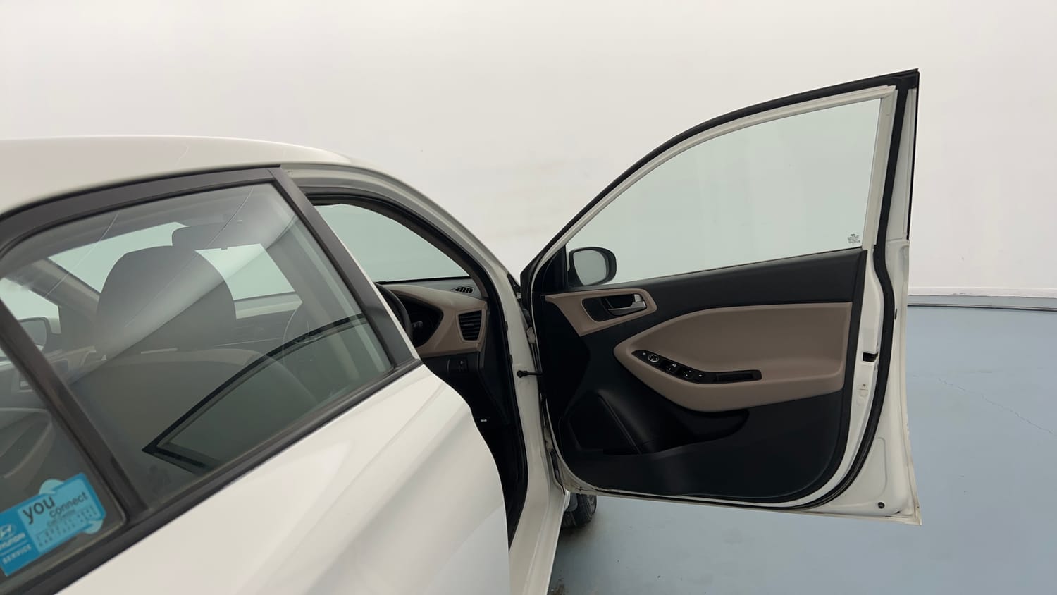 Used 2018 Hyundai Elite i20 Asta 1.2 AT Petrol Automatic interior RIGHT FRONT DOOR OPEN VIEW