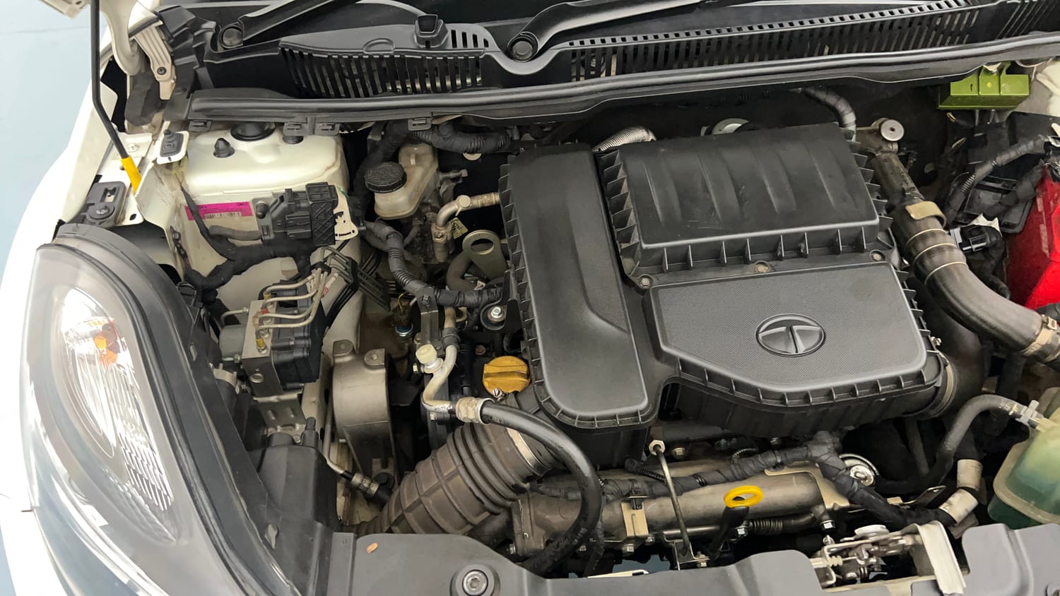 Used 2019 Tata Nexon XZA Plus Diesel Diesel Automatic engine ENGINE RIGHT SIDE VIEW
