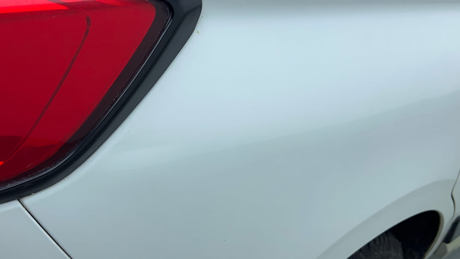Used 2024 Maruti Suzuki Ertiga ZXi Plus AT Petrol Automatic dents MINOR DENT