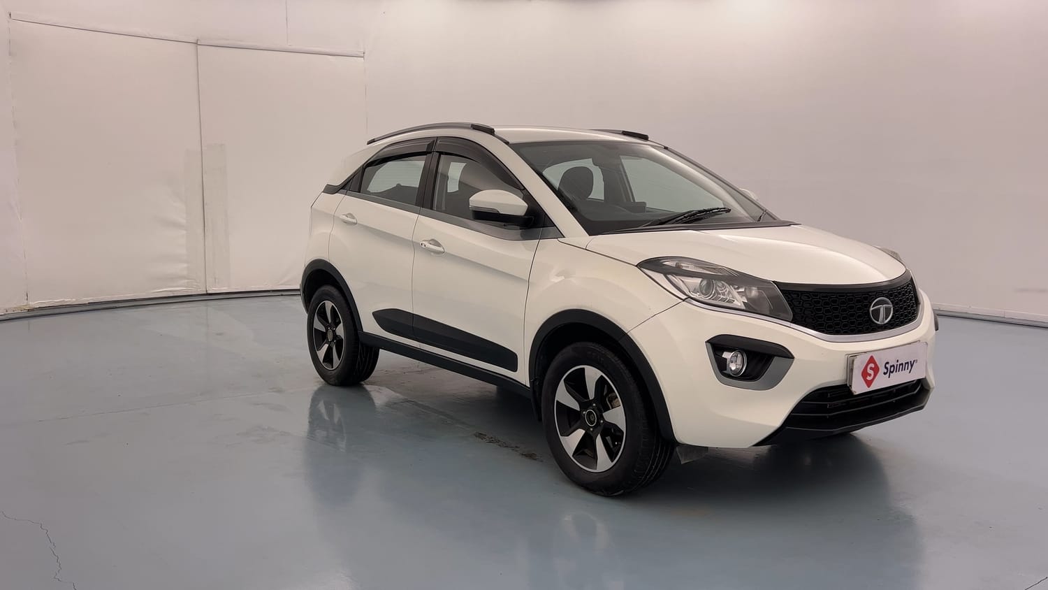 Used 2019 Tata Nexon XZA Plus Diesel Diesel Automatic exterior RIGHT FRONT CORNER VIEW