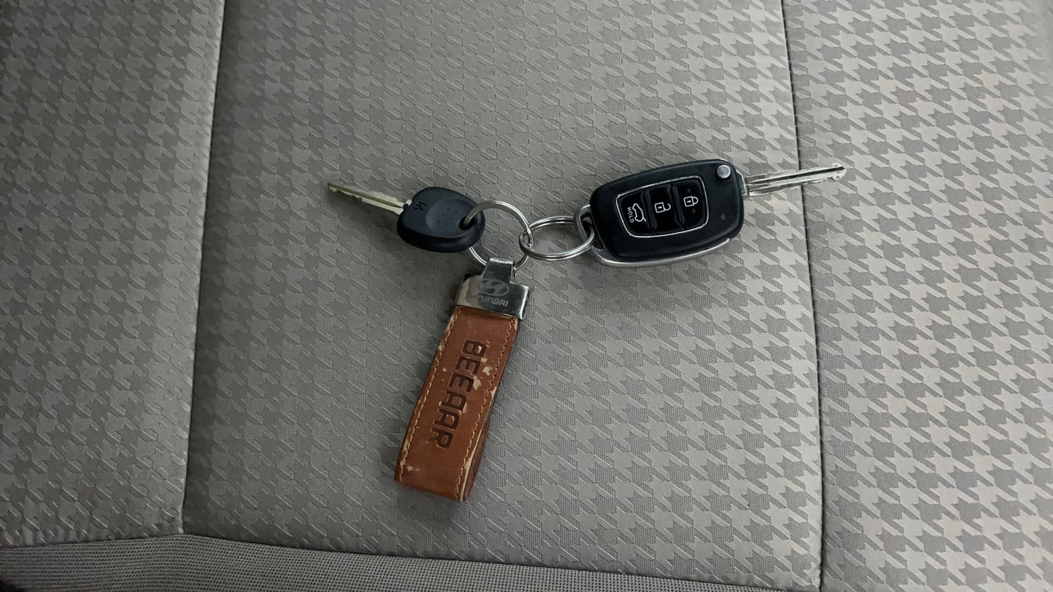 Used 2018 Hyundai Elite i20 Asta 1.2 AT Petrol Automatic extra CAR KEY VIEW
