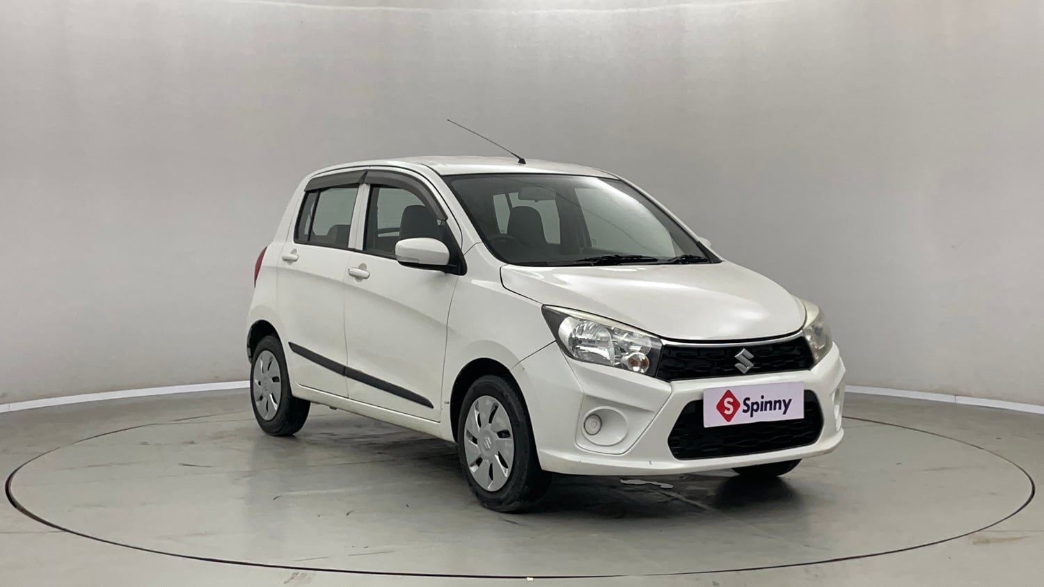 Used 2018 Maruti Suzuki Celerio ZXi AMT Petrol Automatic exterior RIGHT FRONT CORNER VIEW