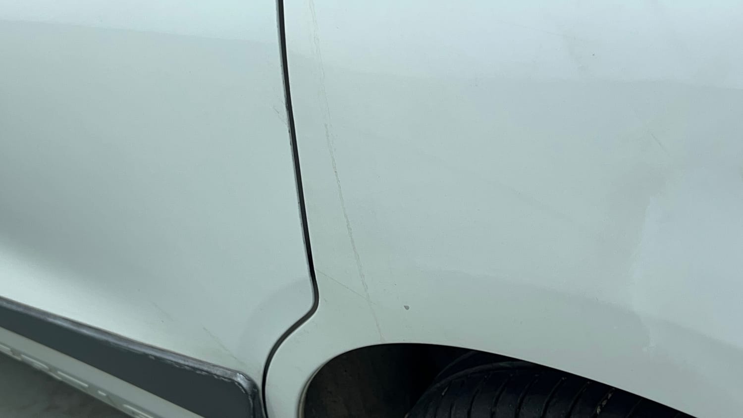 Used 2024 Maruti Suzuki Ertiga ZXi Plus AT Petrol Automatic dents MINOR SCRATCH