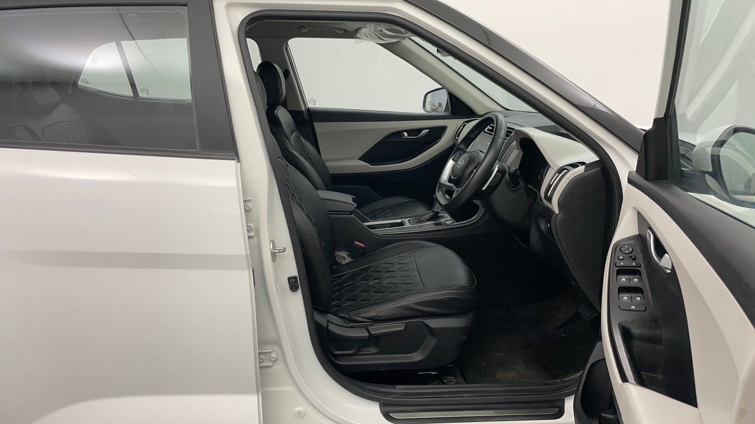 Used 2022 Hyundai Creta SX 1.5 Petrol IVT Petrol Automatic interior RIGHT SIDE FRONT DOOR CABIN VIEW