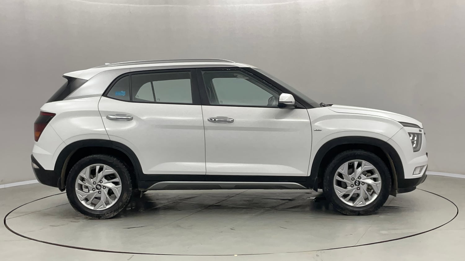 Used 2022 Hyundai Creta SX 1.5 Petrol IVT Petrol Automatic exterior RIGHT SIDE VIEW